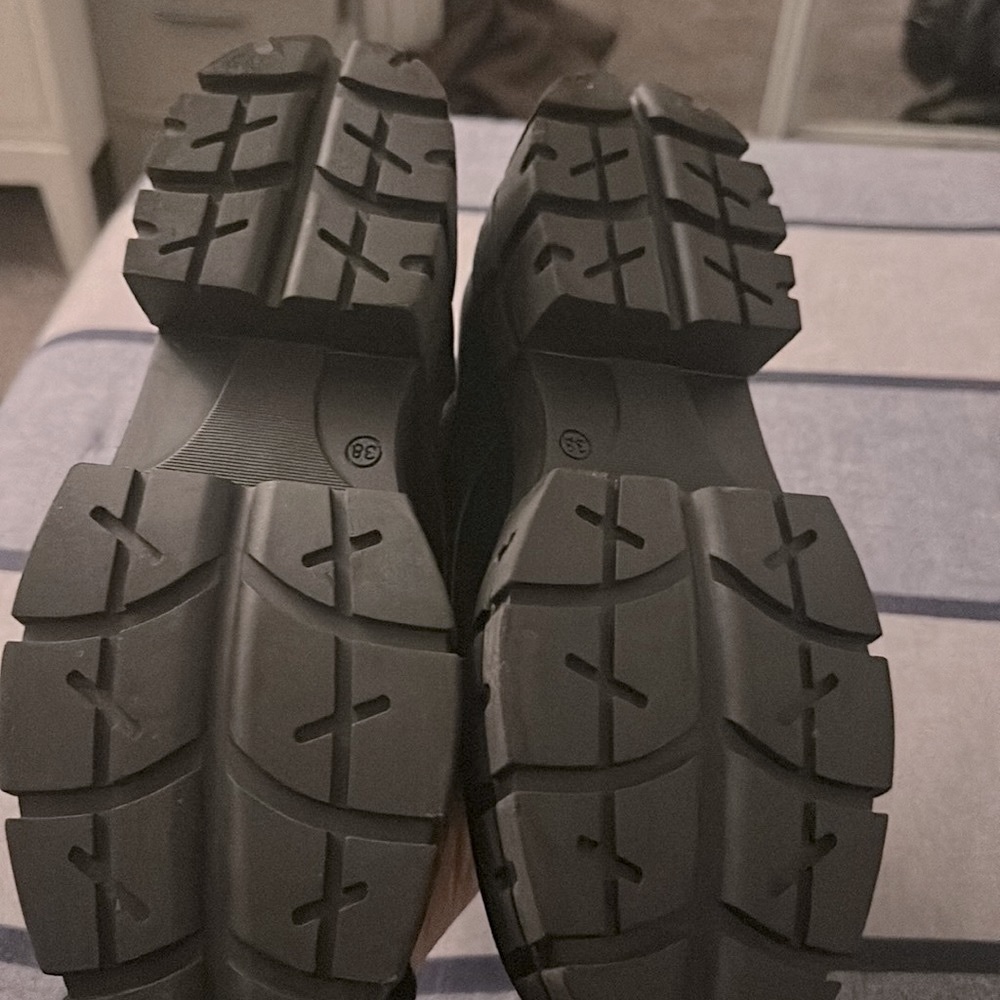 Womens military style Yoox ankle boots - Picture 3 of 4
